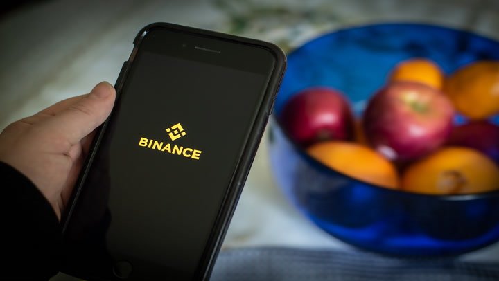 Binance Processes Nearly B in Net Outflows As CEO CZ Resigns