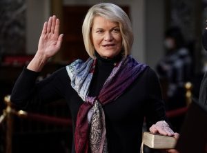 Thượng nghị sĩ Cynthia Lummis thúc đẩy thông qua Đạo luật CLARITY: “Bây giờ hoặc không bao giờ”