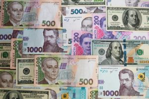 Nhà giao dịch tiền mã hóa áp dụng chiến lược HODL huyền thoại vào cặp ngoại hối EUR/USD