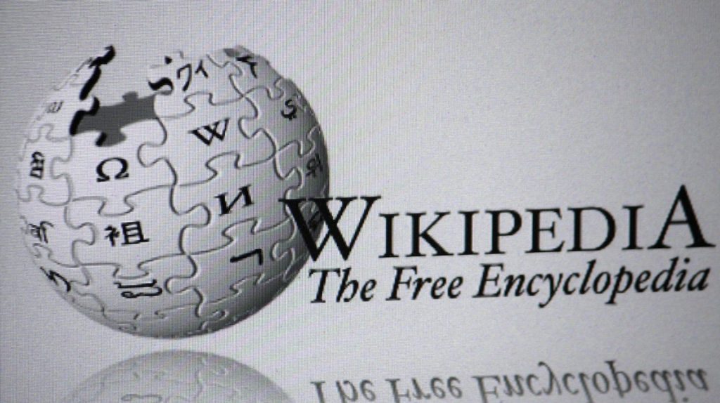 wikipedia-crypto-ai