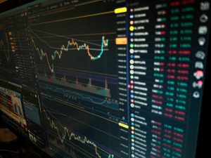 Nhà đầu tư Bitcoin đổ 853 triệu USD vào ETF giao ngay, BlackRock’s IBIT chiếm phần lớn