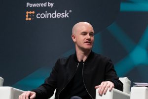 Coinbase, Robinhood, Circle có thể là những cái tên hưởng lợi sớm từ động thái thúc đẩy cổ phiếu token hóa của SEC, theo giới phân tích