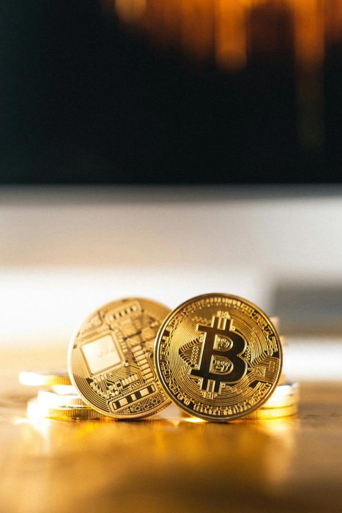 tu-luu-ky-bitcoin