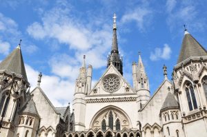 X kiện chính người dùng của mình vì vận hành mạng lưới bot đăng tin bitcoin giả