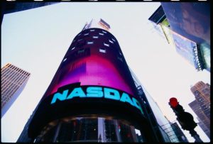 Nasdaq-100 lên chuỗi: Janus Henderson và Centrifuge ra mắt quỹ được cấp phép đầu tiên
